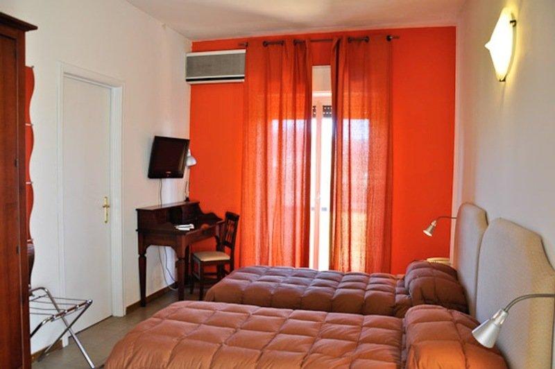 Tk Hotel - Ex Ares サン・ジョヴァンニ・ラ・プンタ エクステリア 写真